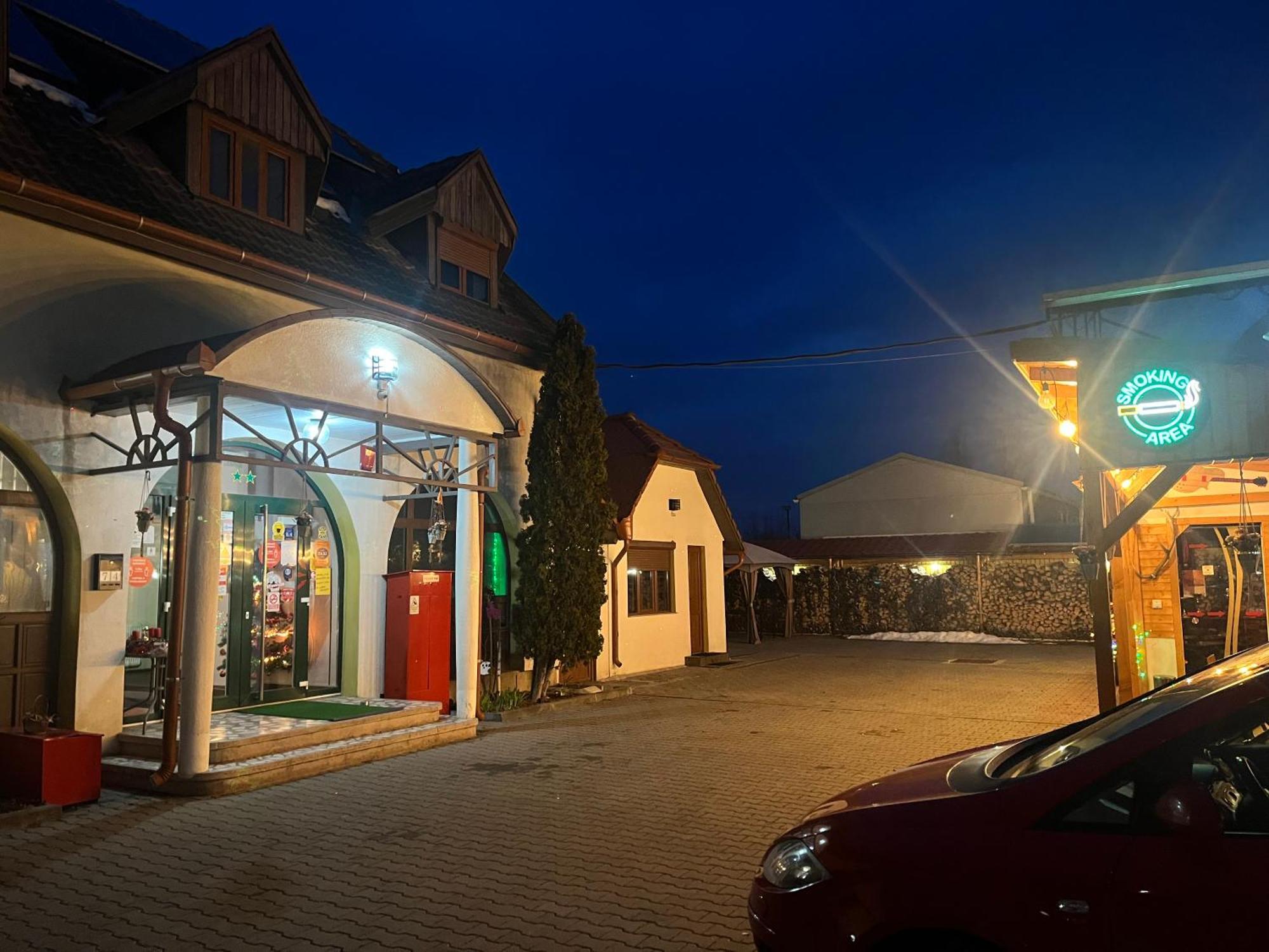 Prince Hotel Miercurea Ciuc Extérieur photo