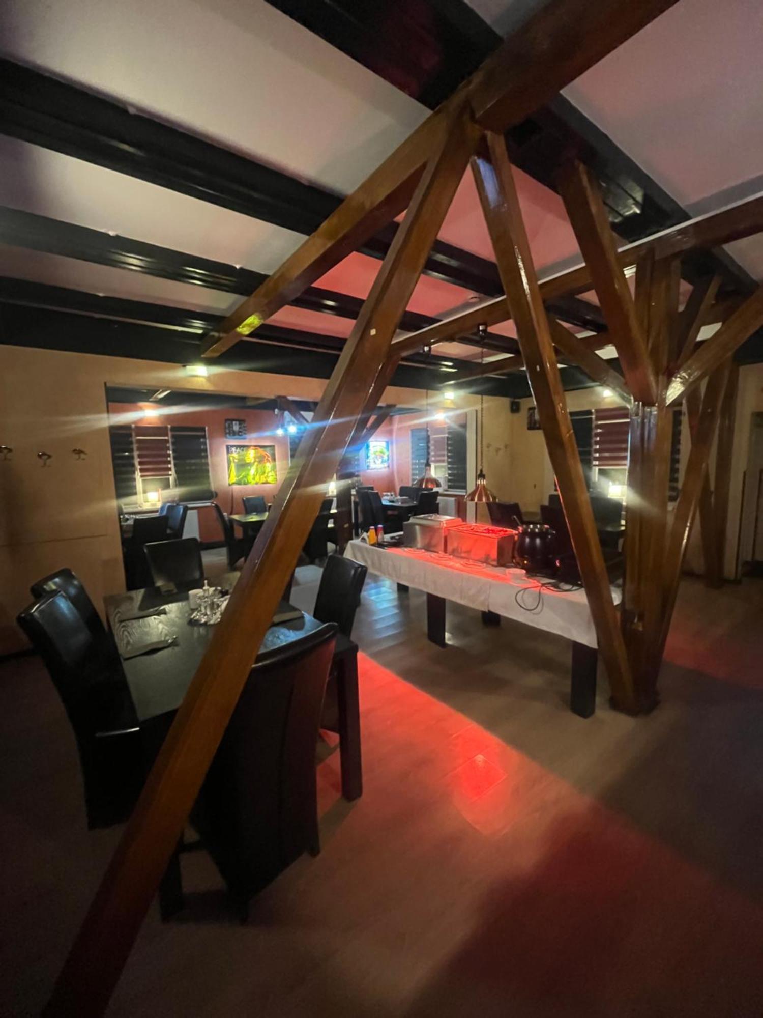 Prince Hotel Miercurea Ciuc Extérieur photo