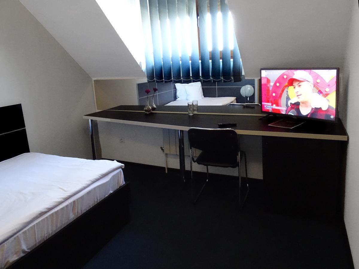 Prince Hotel Miercurea Ciuc Extérieur photo