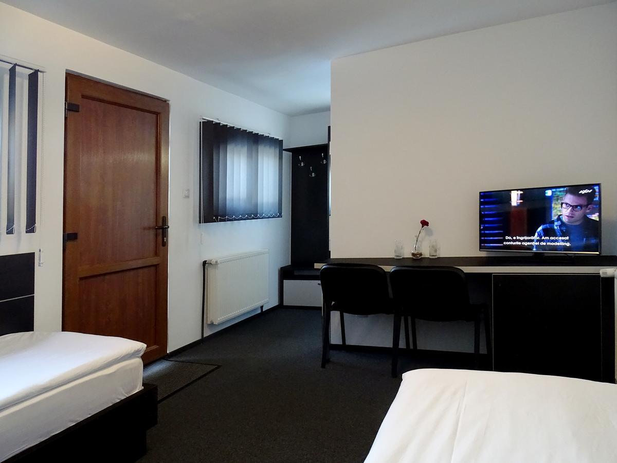 Prince Hotel Miercurea Ciuc Extérieur photo